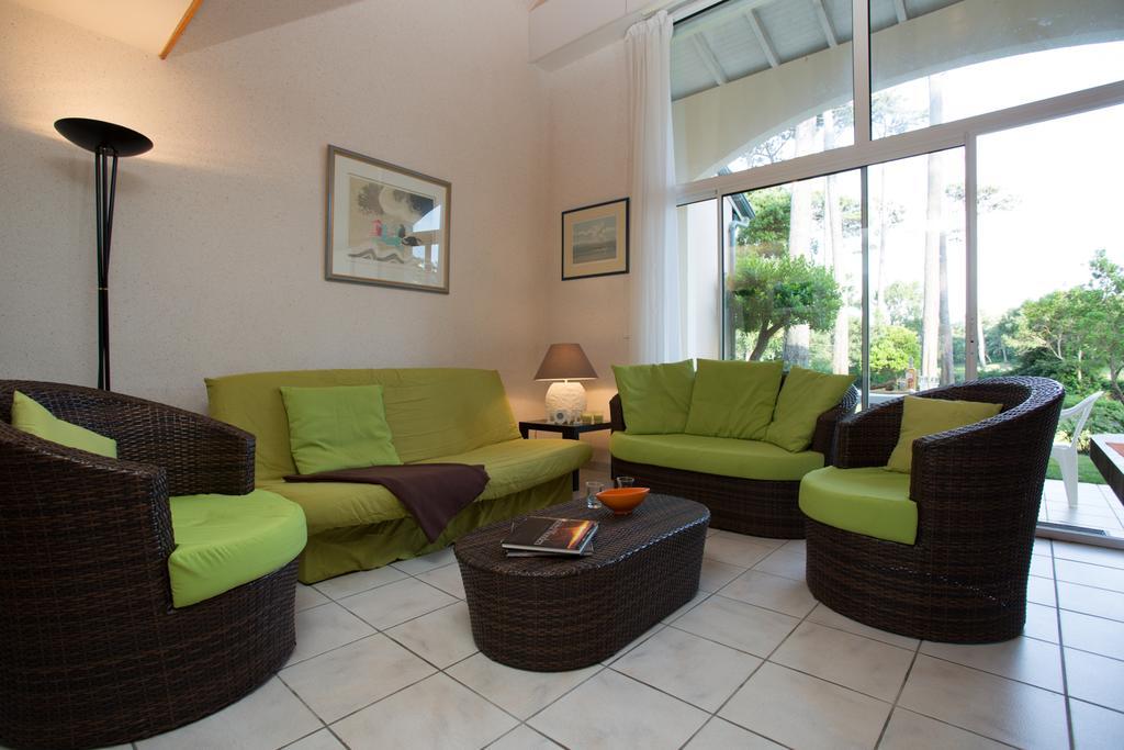 Madame Vacances Residence Du Golf Moliets-et-Maa Bagian luar foto